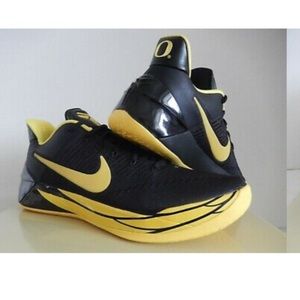 Nike Kobe A.D. Oregon in black and yellow